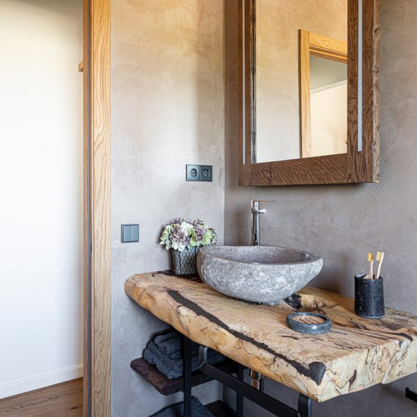 can-vital-room-suite-08